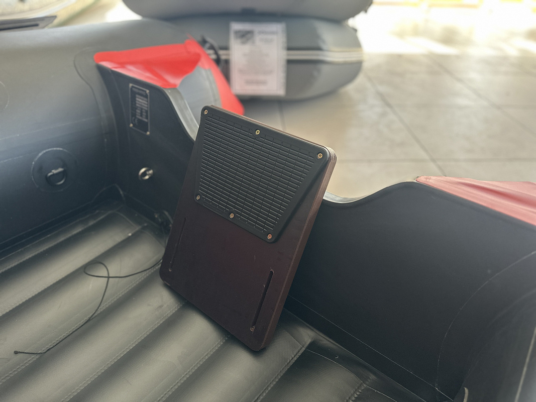 Лодка MISHIMO RIVER JET 410 под водомет в Энгельсе