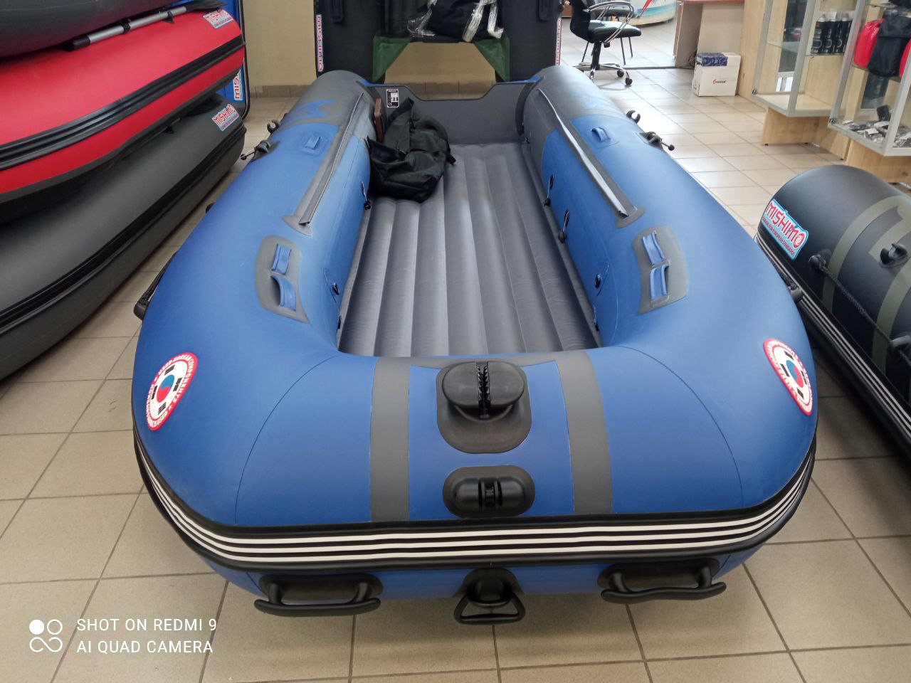 Лодка MISHIMO RIVER JET 410 под водомет в Энгельсе