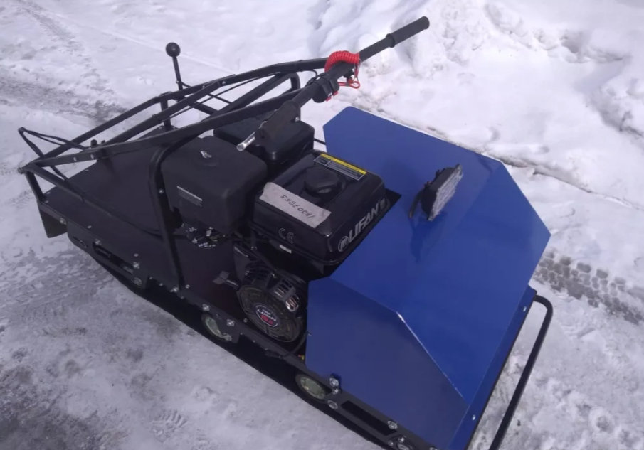 Мотобуксировщик AhtaR ЗИМА с реверсом (задний ход) в Энгельсе