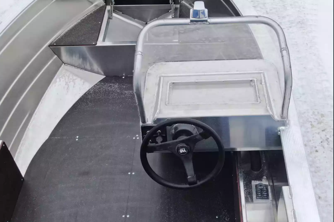 Алюминиевая лодка Неман-400 С в Энгельсе