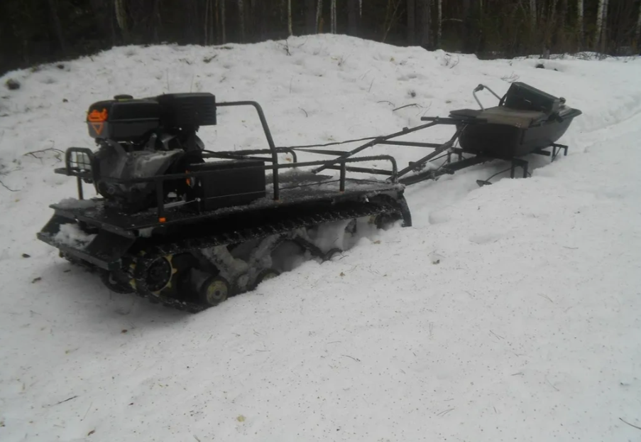 Мотобуксировщик AhtaR L11 в Энгельсе