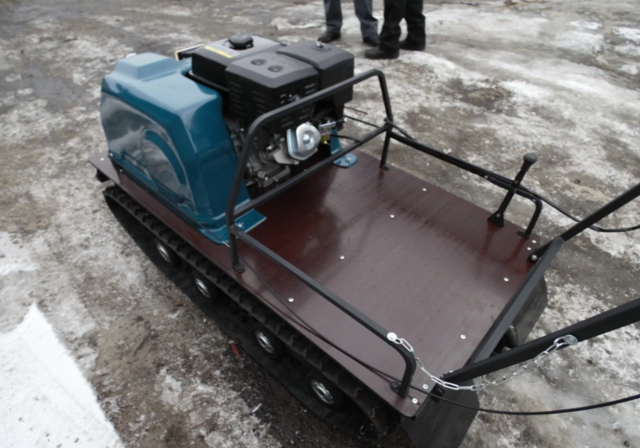 Мотобуксировщик AhtaR LR13 с реверс-вариатором Буран (задний ход) в Энгельсе