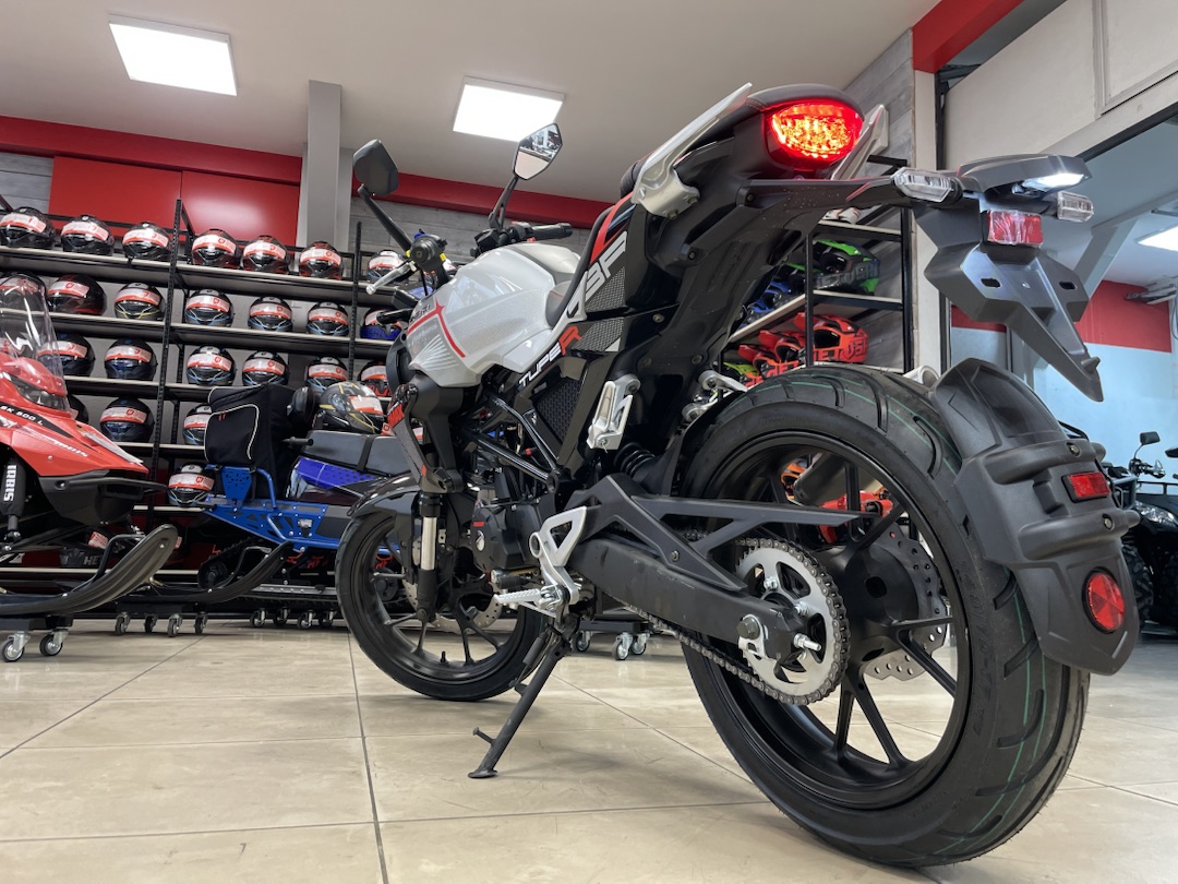 Мопед PROMAX CB150R (49) в Энгельсе