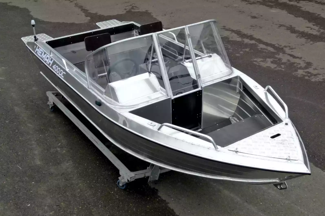 Алюминиевая лодка  Neman-400 DC в Энгельсе