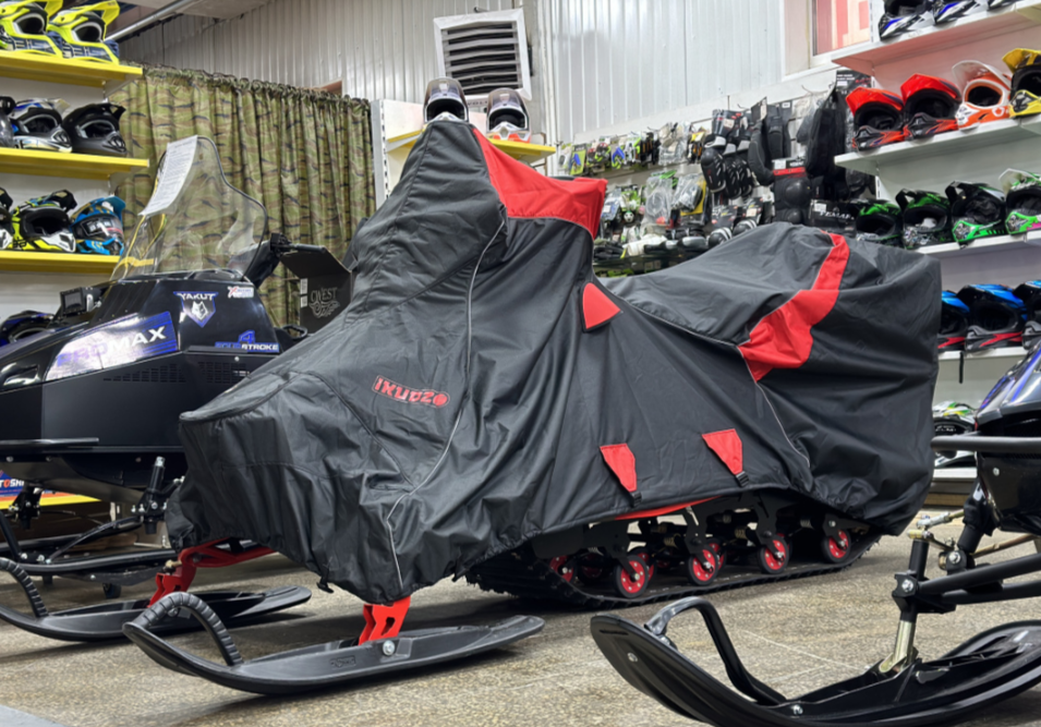 Чехол транспорт. снегохода IKUDZO HUNTER черно-красный Оксфорд ПРЕМИУМ качества с лого IKUDZO в Энгельсе