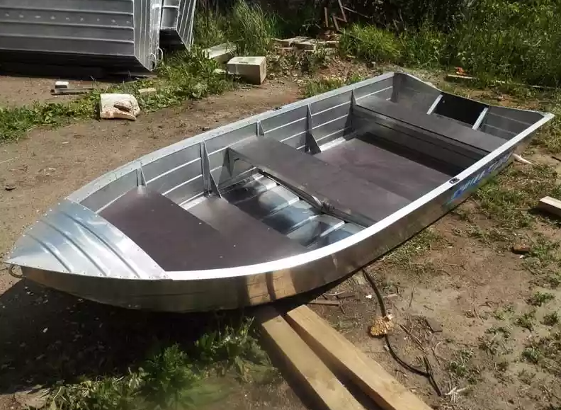 Алюминиевая лодка Вятка-Профи 37 в Энгельсе