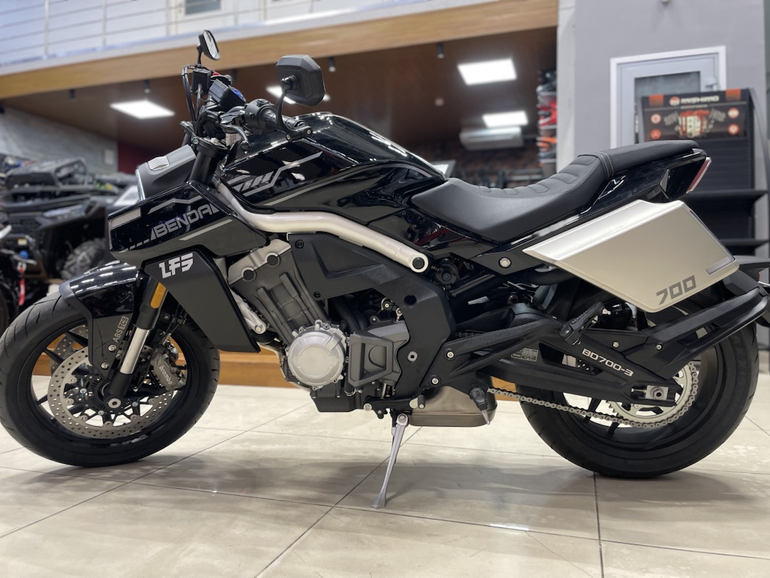 Мотоцикл Benda LFS 700 в Энгельсе