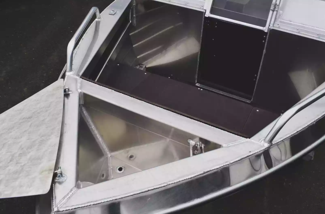 Алюминиевая лодка  Neman-400 DC в Энгельсе