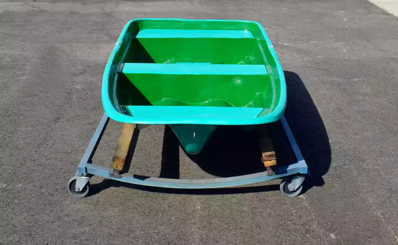 Стеклопластиковая лодка Старт (тримаран) в Энгельсе