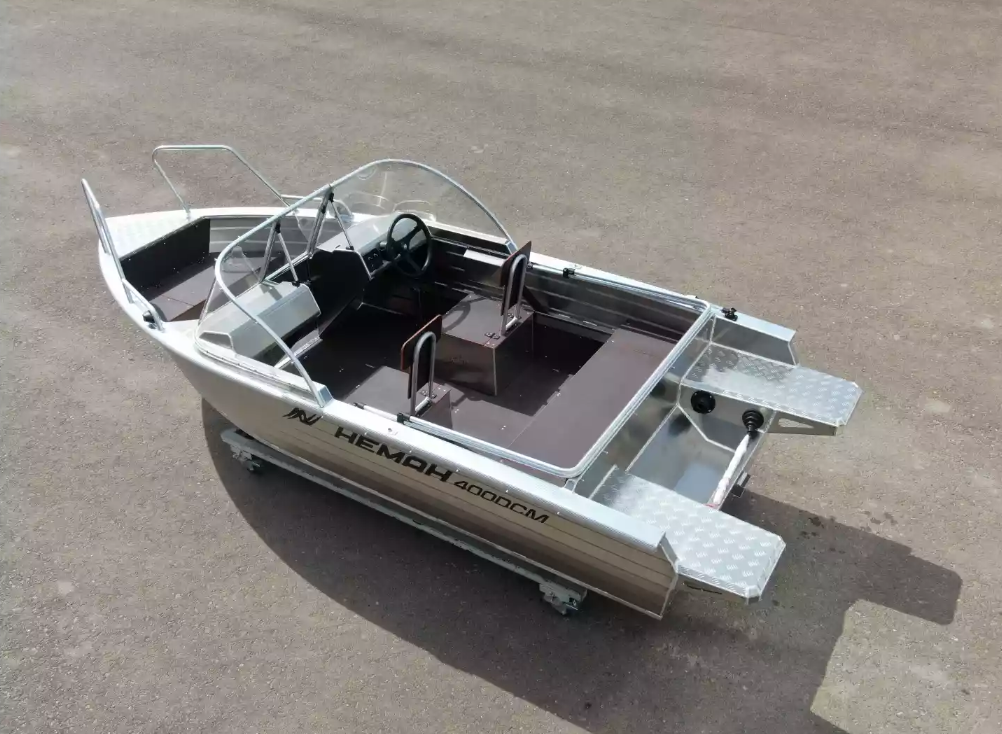 Алюминиевая лодка  Неман-400 DCM NEW в Энгельсе