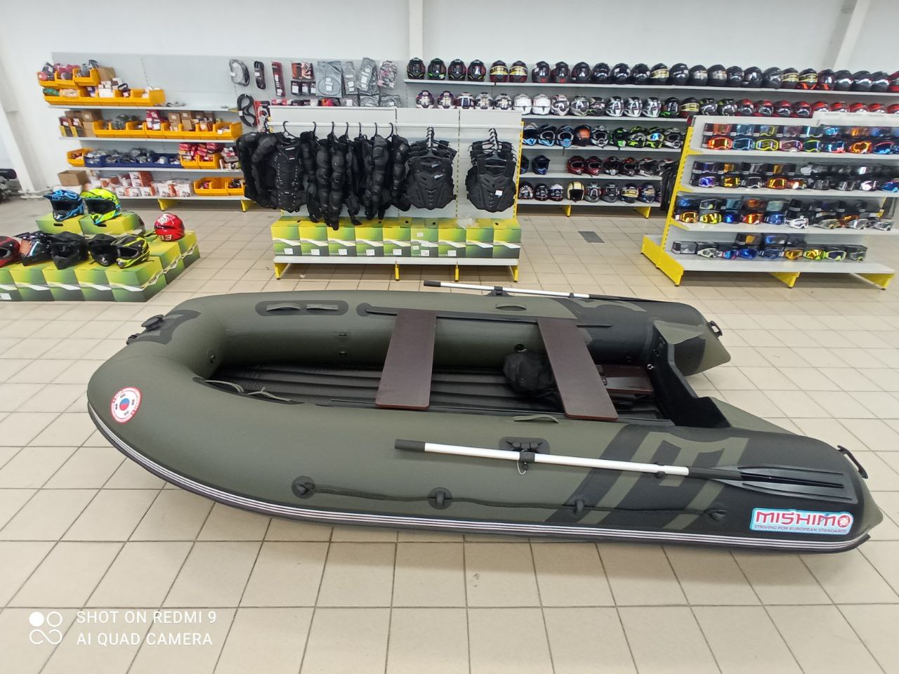 Лодка MISHIMO RIVER JET 410 под водомет в Энгельсе