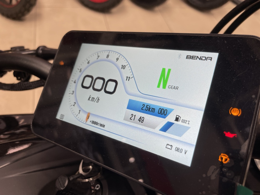 Мотоцикл Benda LFS 700 в Энгельсе