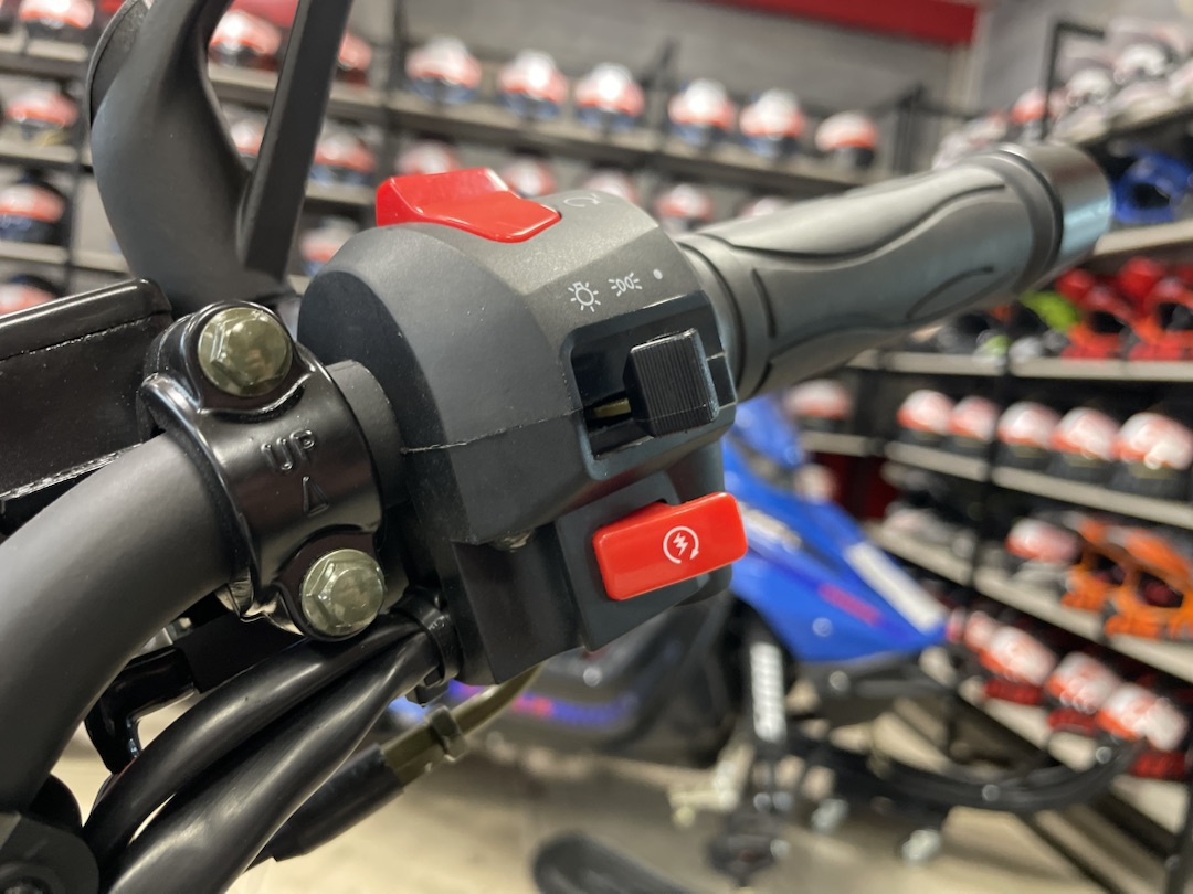 Мопед PROMAX CB150R (49) в Энгельсе