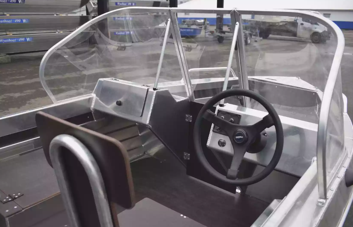 Алюминиевая лодка  Neman-400 DC в Энгельсе