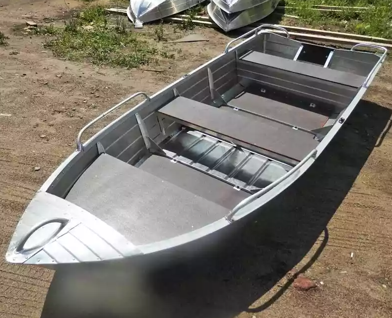 Алюминиевая лодка Вятка-Профи 37 в Энгельсе