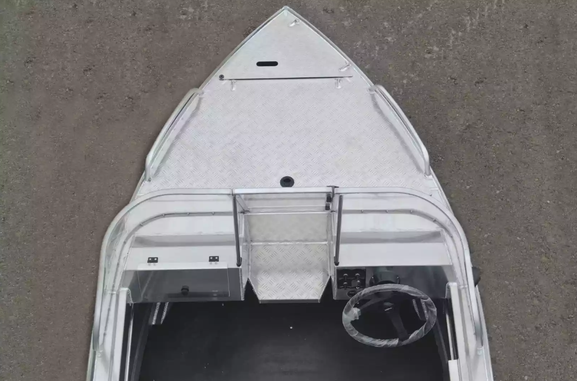 Алюминиевая лодка  Neman-400 PRO в Энгельсе