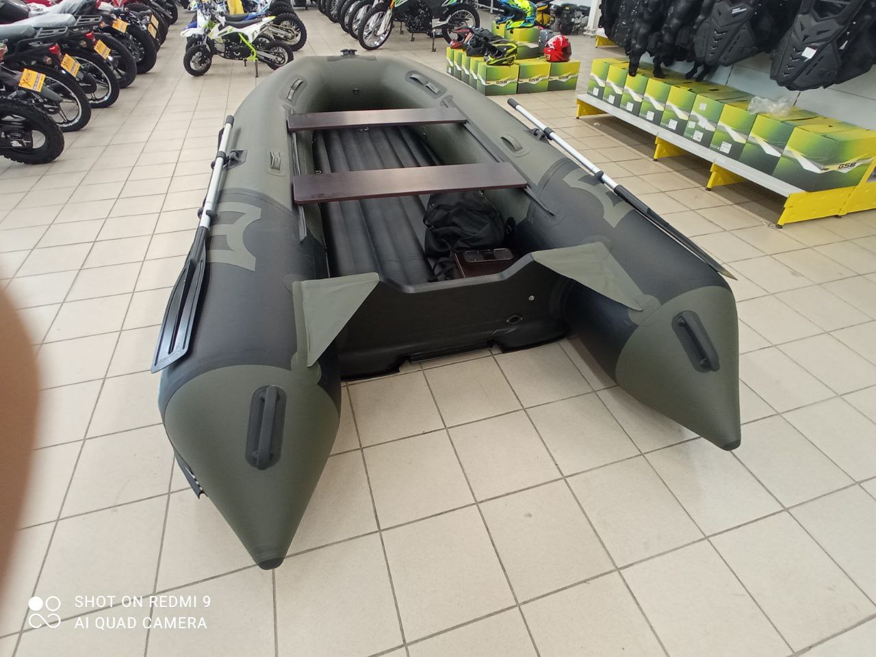 Лодка MISHIMO RIVER JET 410 под водомет в Энгельсе