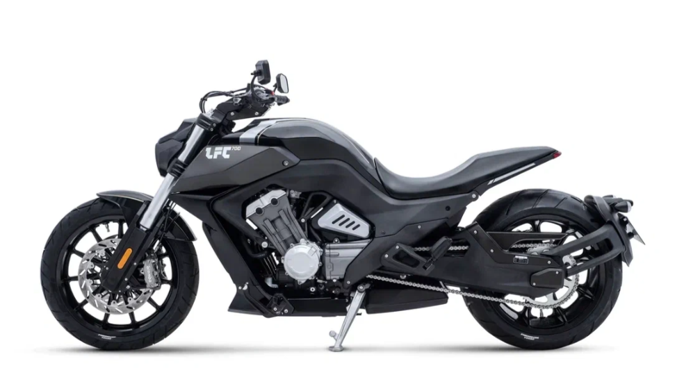 Мотоцикл Benda LFC 700 в Энгельсе