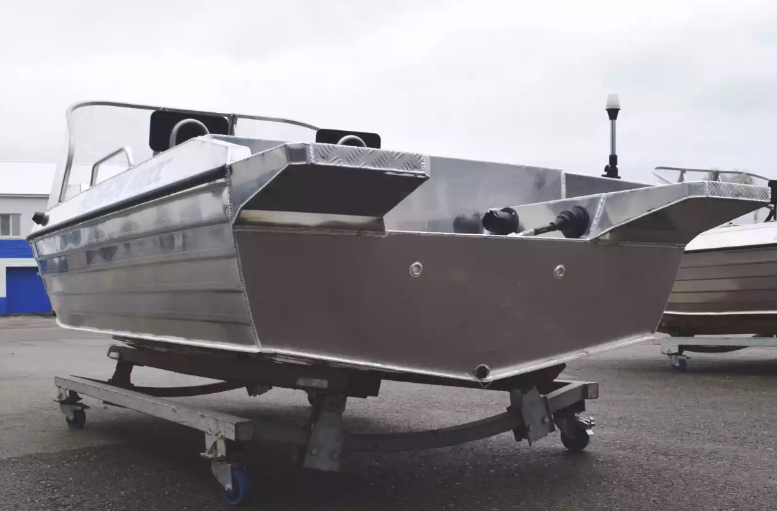 Алюминиевая лодка  Neman-400 DC в Энгельсе