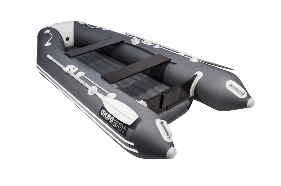 Лодка АКВА 3200 нднд в Энгельсе