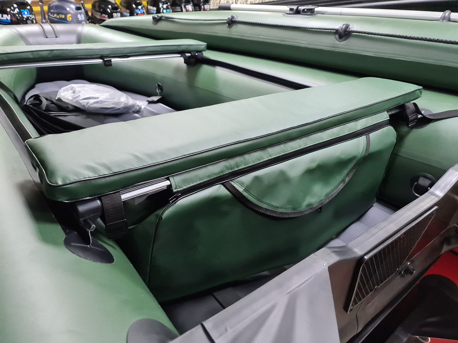 КОМПЛЕКТ МЯГКИХ НАКЛАДОК С СУМКОЙ ДЛЯ ЛОДОК 110Х20 ЗЕЛЕНЫЙ в Энгельсе