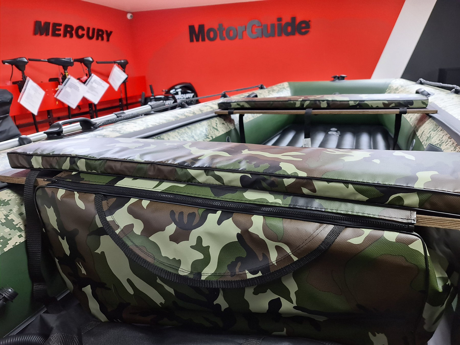 КОМПЛЕКТ МЯГКИХ НАКЛАДОК С СУМКОЙ ДЛЯ ЛОДОК 105Х20 КАМУФЛЯЖ в Энгельсе