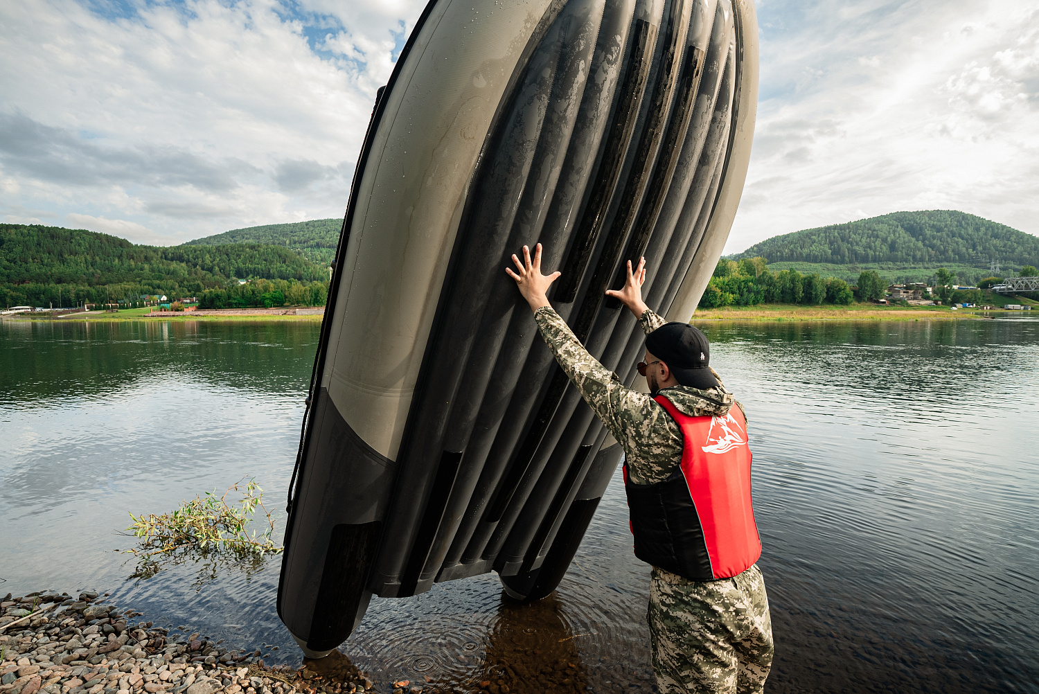Лодка MISHIMO RIVER JET 390 под водомет в Энгельсе