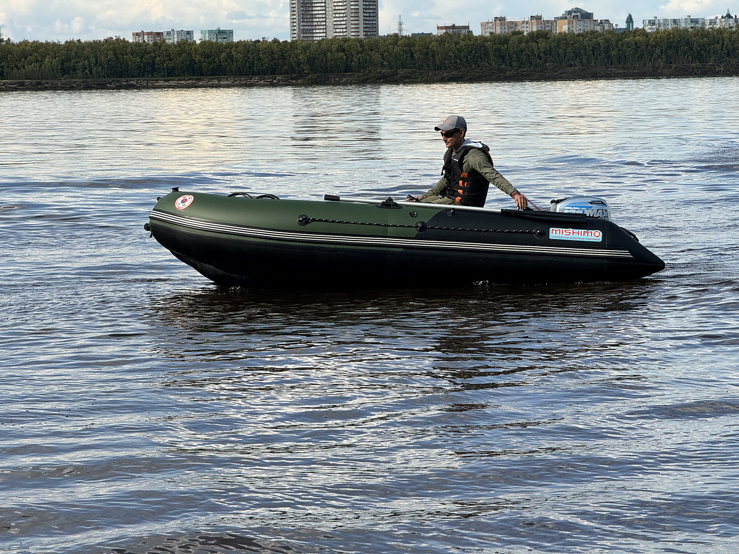 Лодка MISHIMO BIG FLOOR 380 в Энгельсе