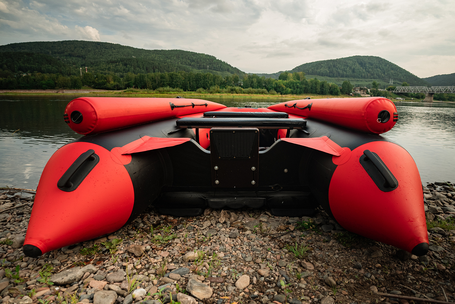 Лодка MISHIMO RIVER FJET PRO 410  под водомет в Энгельсе