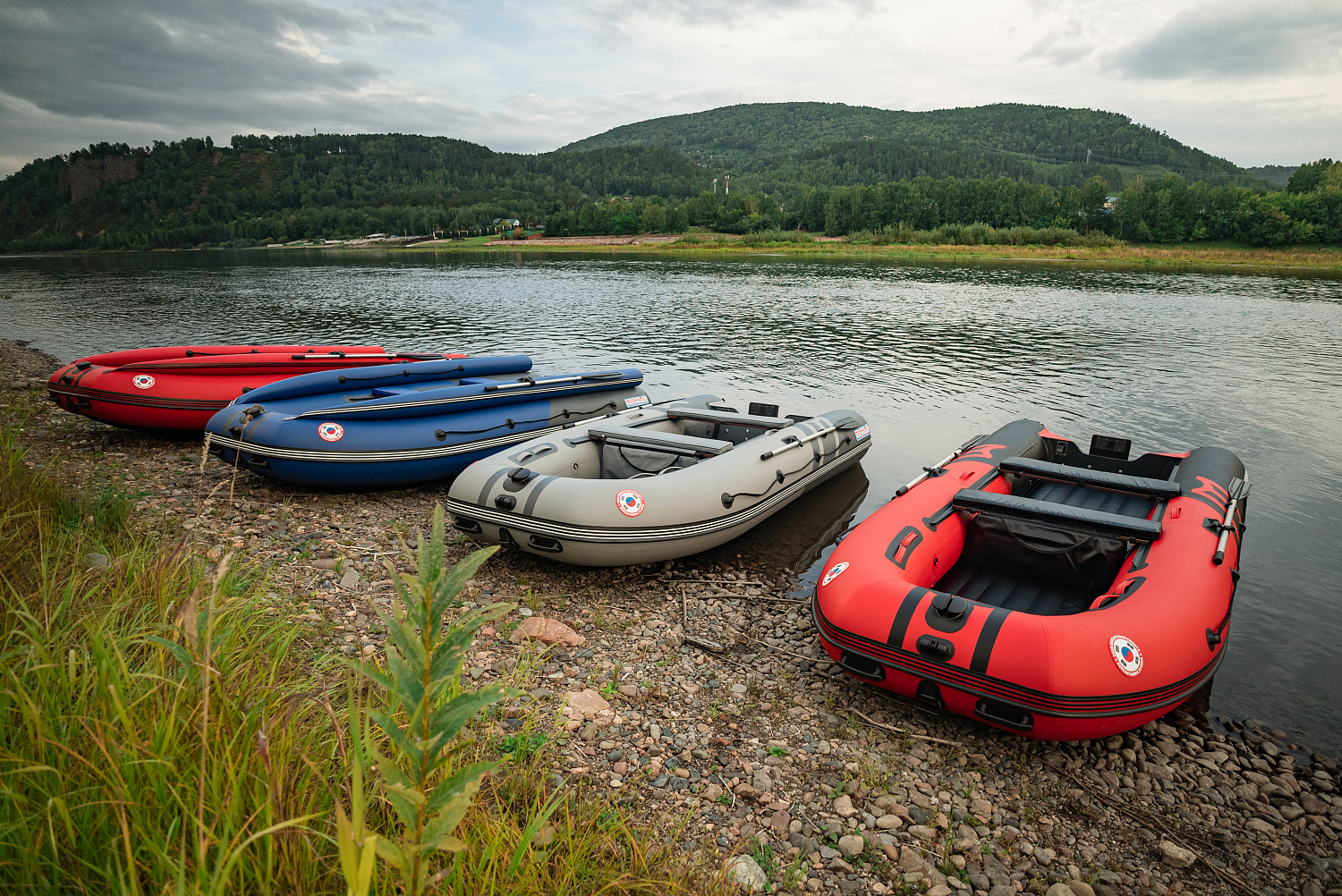 Лодка MISHIMO RIVER FJET PRO 410  под водомет в Энгельсе